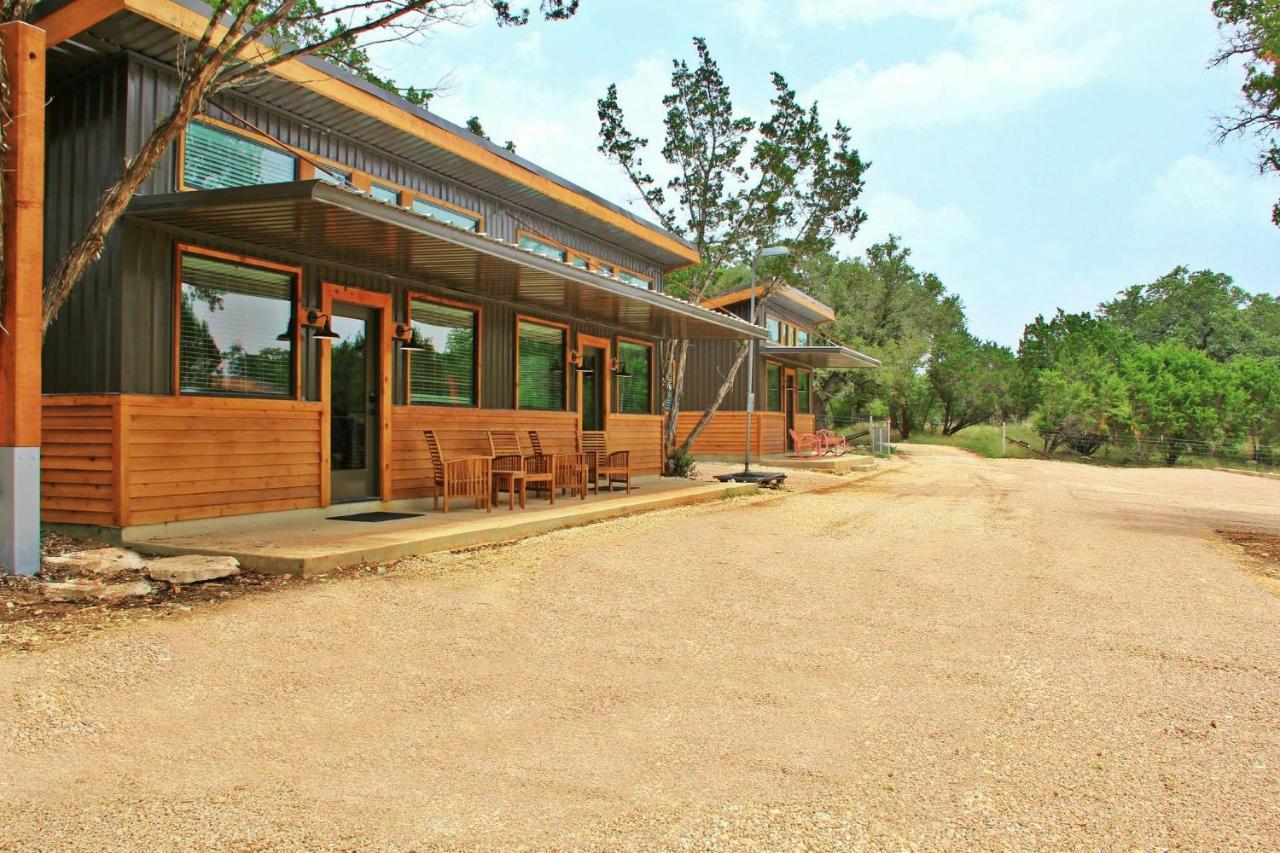 ويمبيرلي Green Acres Cottages - Dripping Springs Suite المظهر الخارجي الصورة